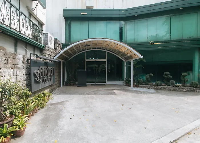 Garden Plaza